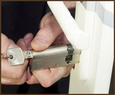 Waterbury Locksmith Service Waterbury, CT 203-651-6683 - 41-12